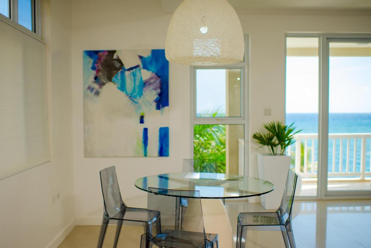 Whispering Seas Oceanfront Suite โอโชรีโอส ภายนอก รูปภาพ
