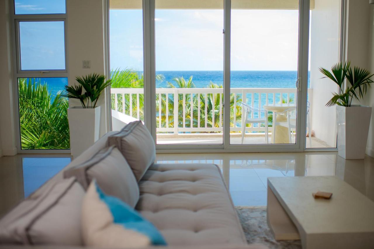 Whispering Seas Oceanfront Suite โอโชรีโอส ภายนอก รูปภาพ